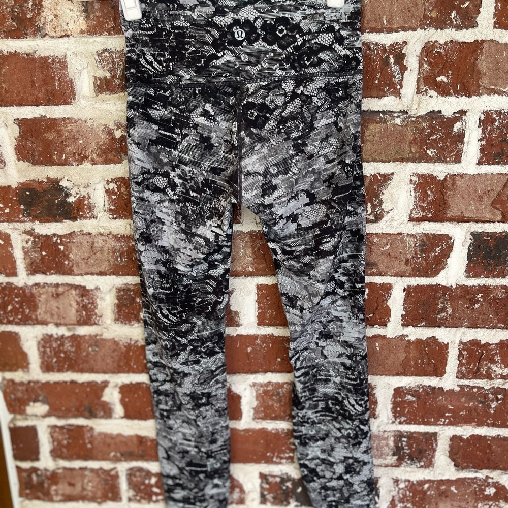 Lululemon Wunder Under High-Rise 7/8 Tight